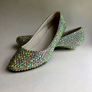 Sparkling & multicolor diamond studded low heels